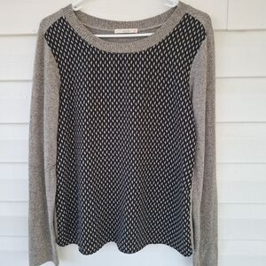 Le Lis Black And Gray Long Sleeve Sweater Size Medium